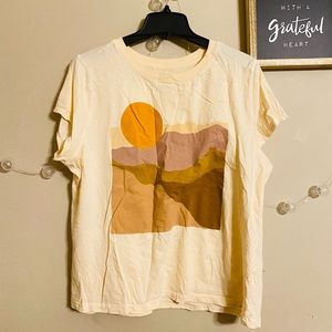 Universal thread Graphic tee